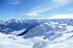 Der Skigruppe bot sich ein herrlicher Ausblick auf die österreichische Alpenlandschaft.