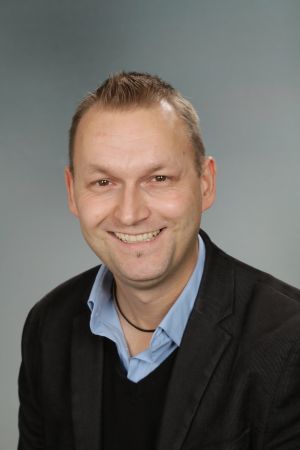 Etienne Dittmann; etienne.dittmann@kgs-neustadt.de