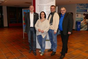 Der neue Vorstand des Schulelternrates; v.r.n.l A. Schöling, T. Lunitz und Gudrun Schwarz